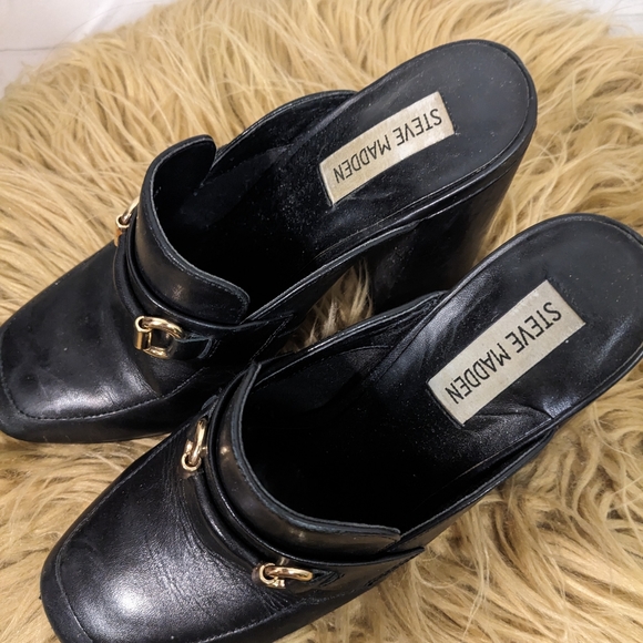 Steve Madden Chuckie Heel! - Picture 2 of 8